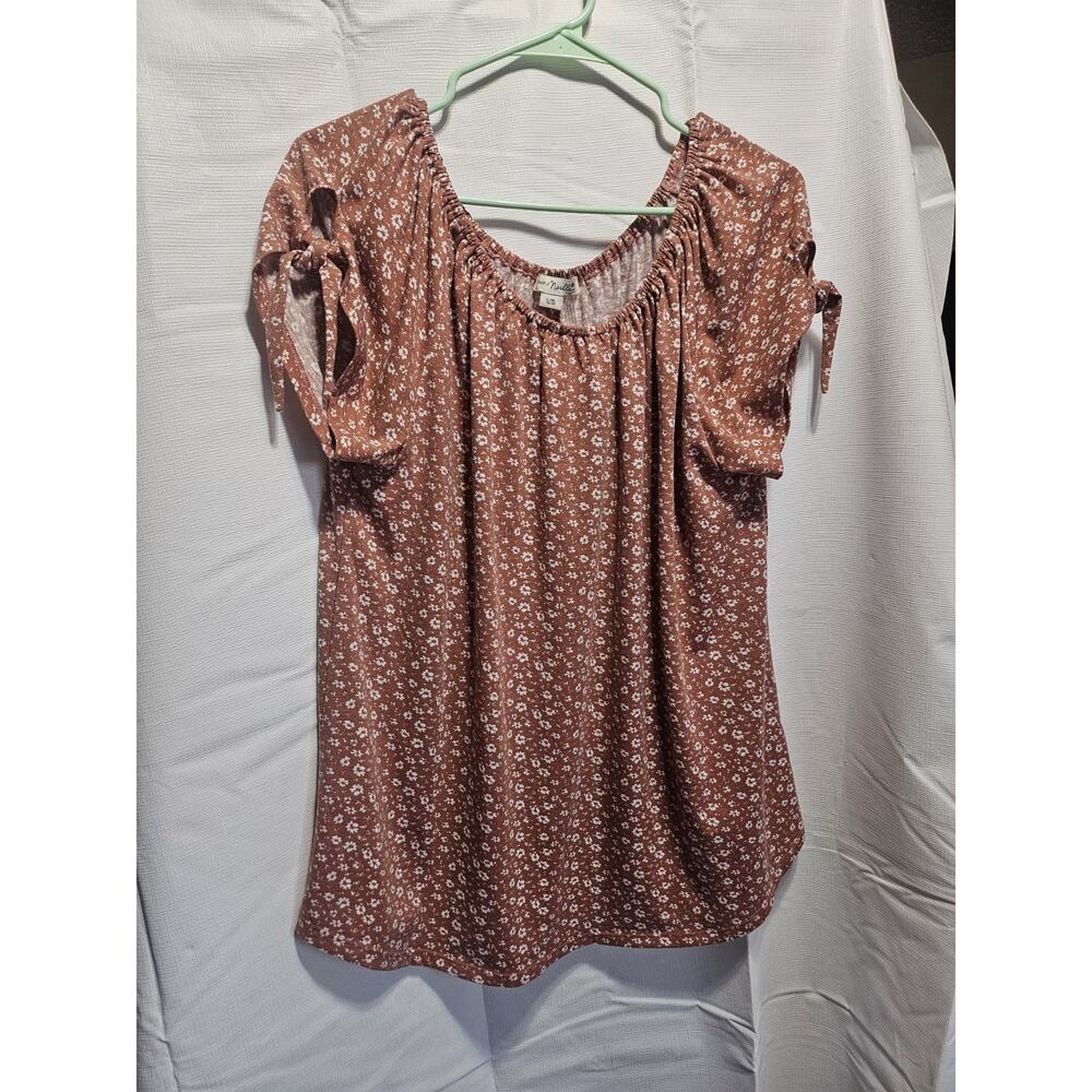 Simply Noelle Floral Print Blouse with Tie Sleeves